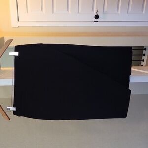 Tulip hem pencil skirt